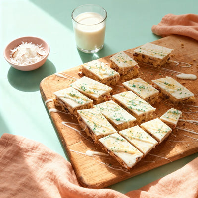 Barres sablées aux canneberges, noix de coco et chocolat blanc