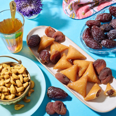 Samosas sucrés aux dattes et aux abricots