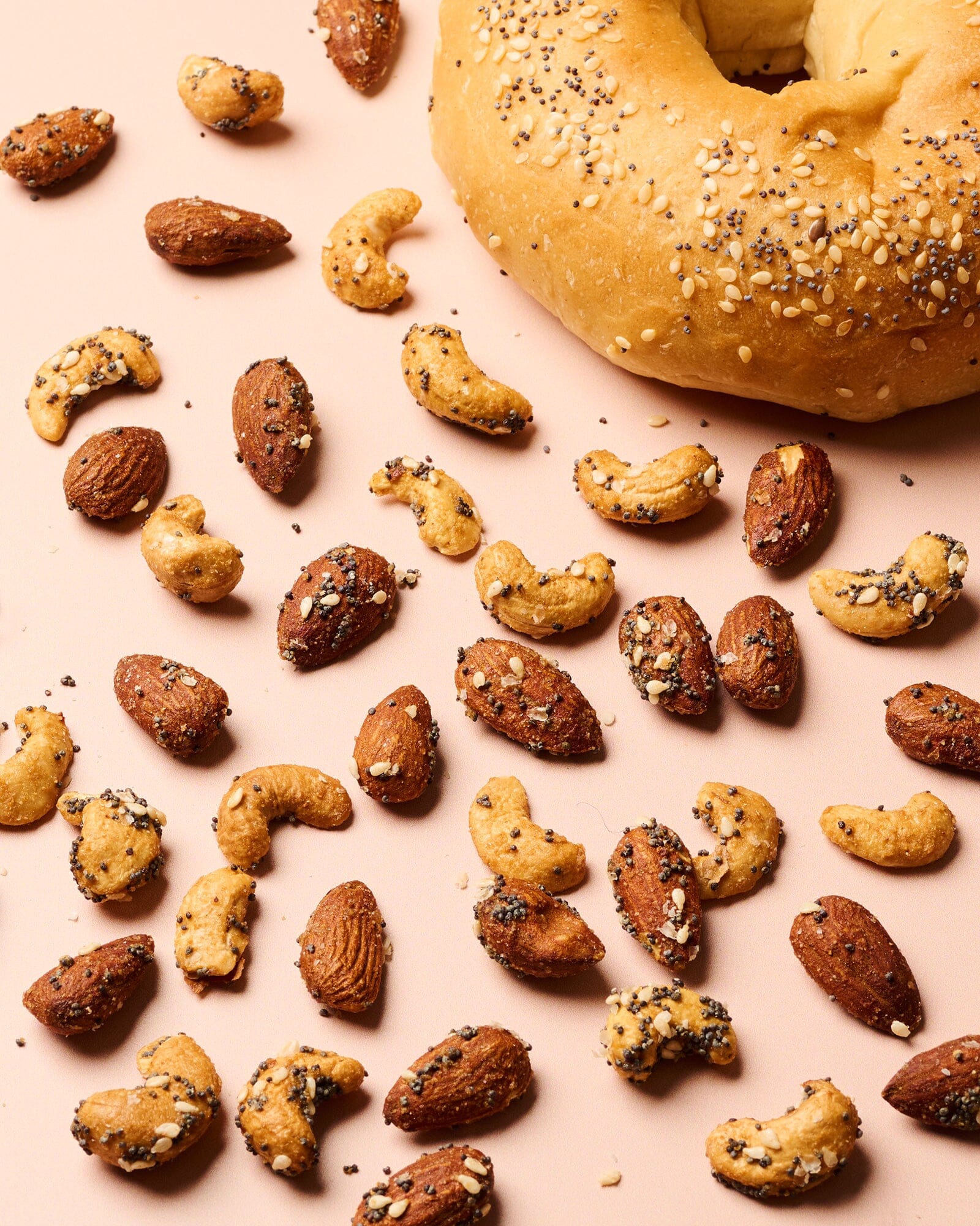 Everything nuts Bagel Amande, cajou, sésame blanc et noir Gula
